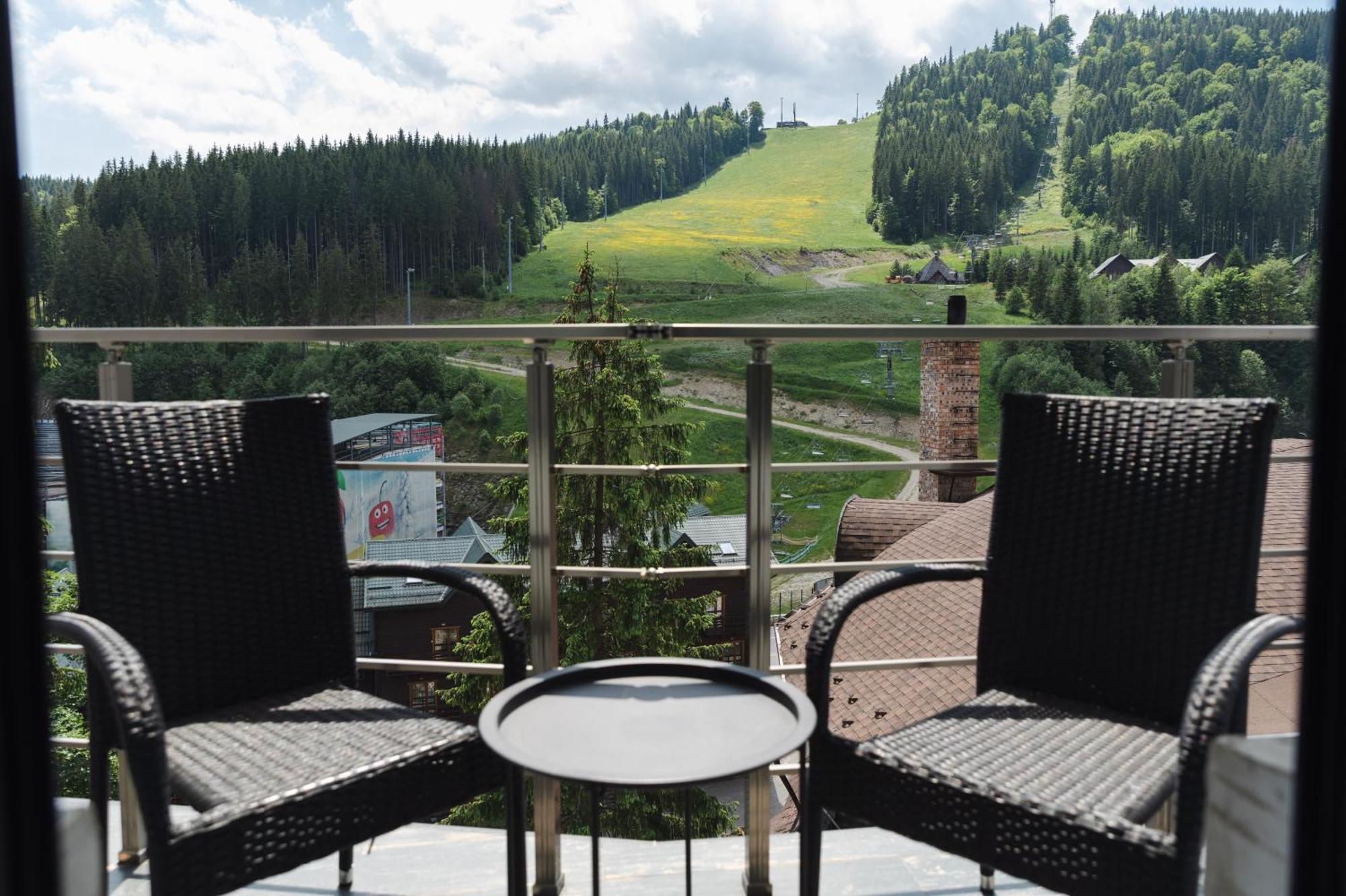 Синя Гора Bukovel Kültér fotó